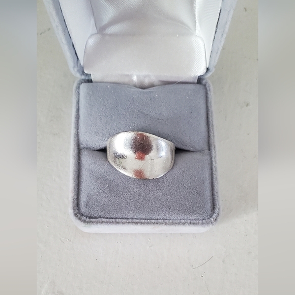 925 Sterling Silver Wide Band Modern Statement Ring Size 8 - Picture 1 of 5